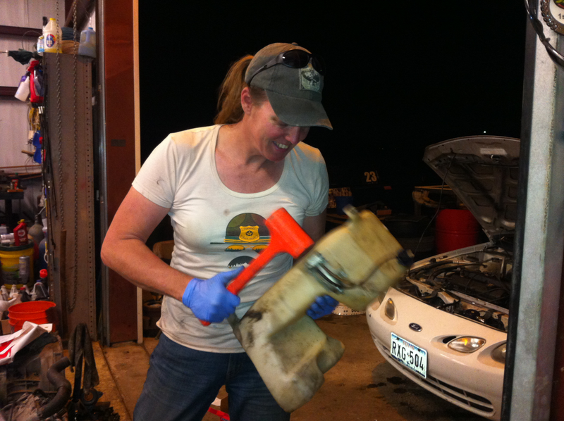 Illustration for article titled The Most Useful Tools For An Inexperienced Car Mechanic